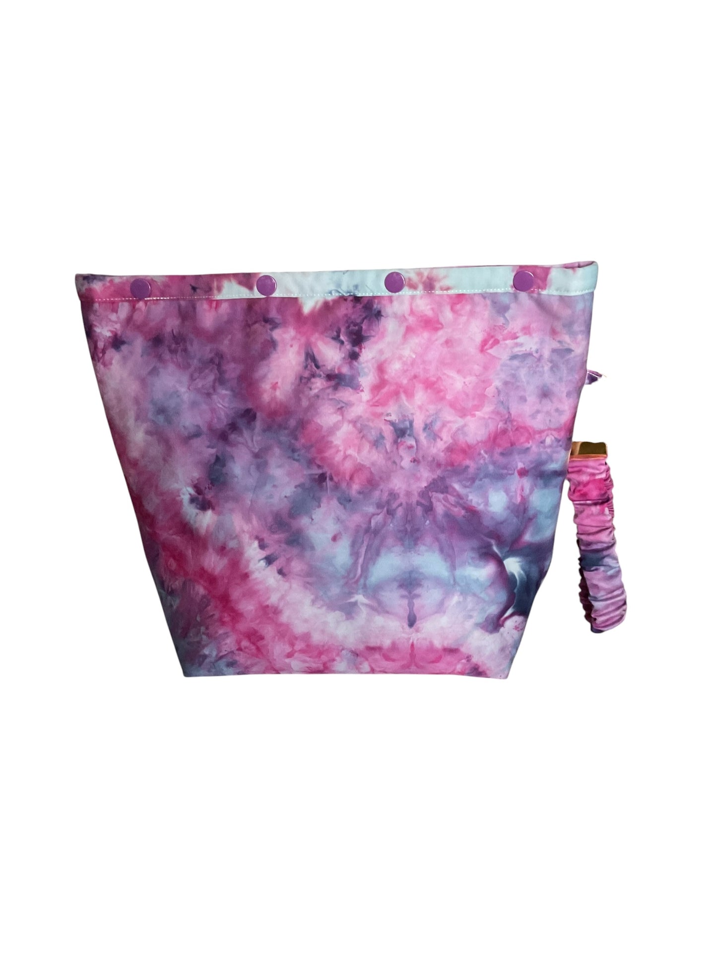 Medium "Peek a Boo" Pouch