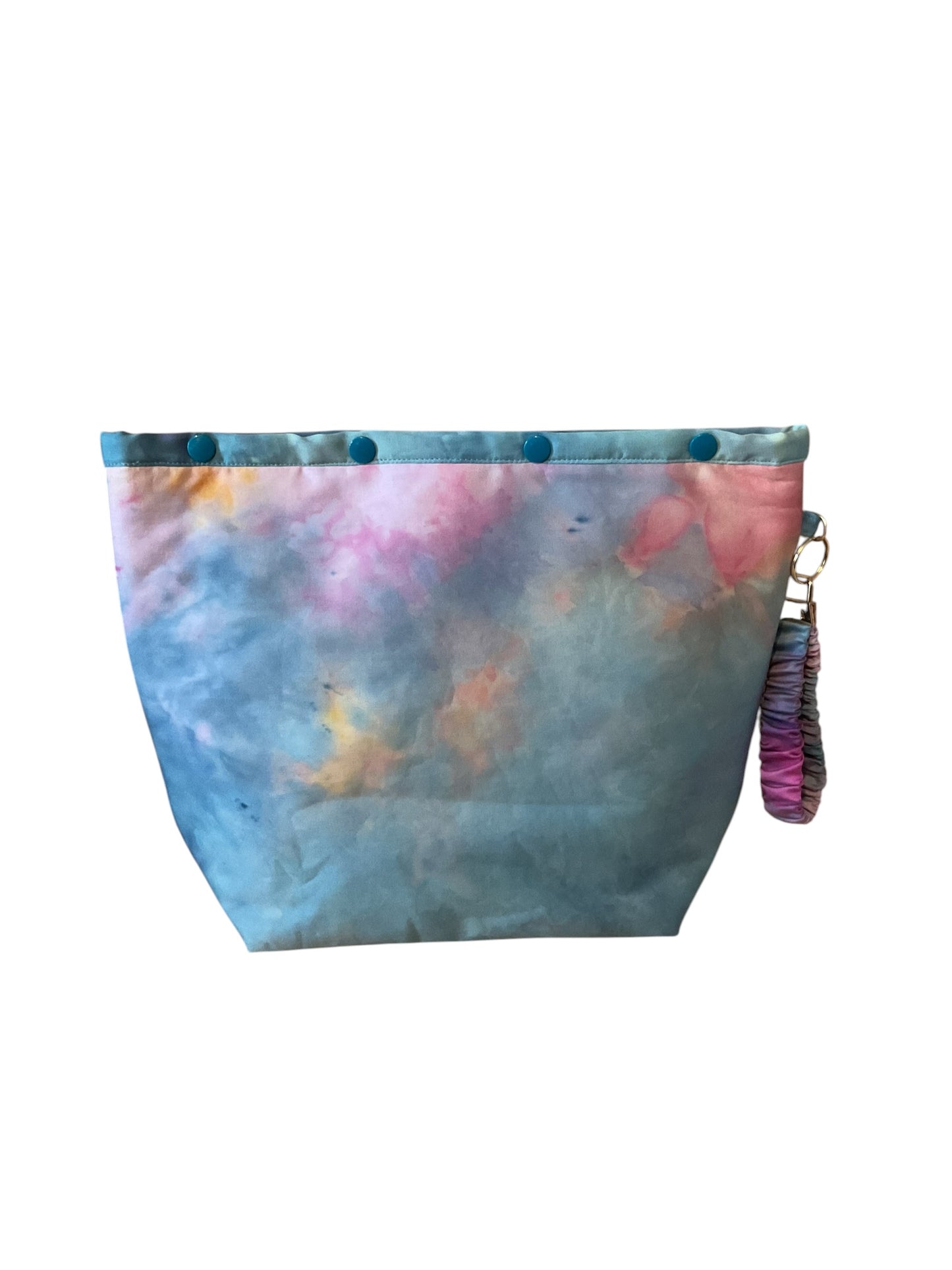 Medium "Peek a Boo" Pouch