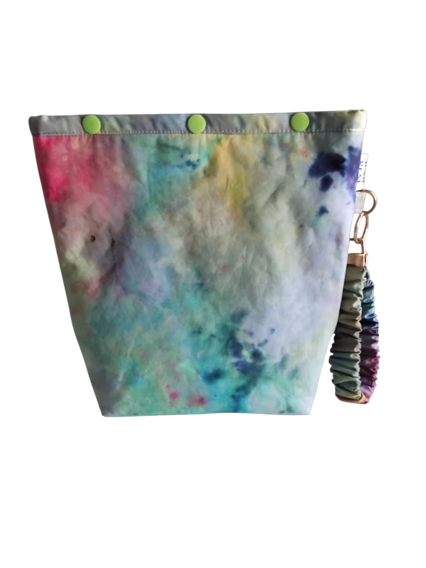 Small "Peek a Boo" Pouch